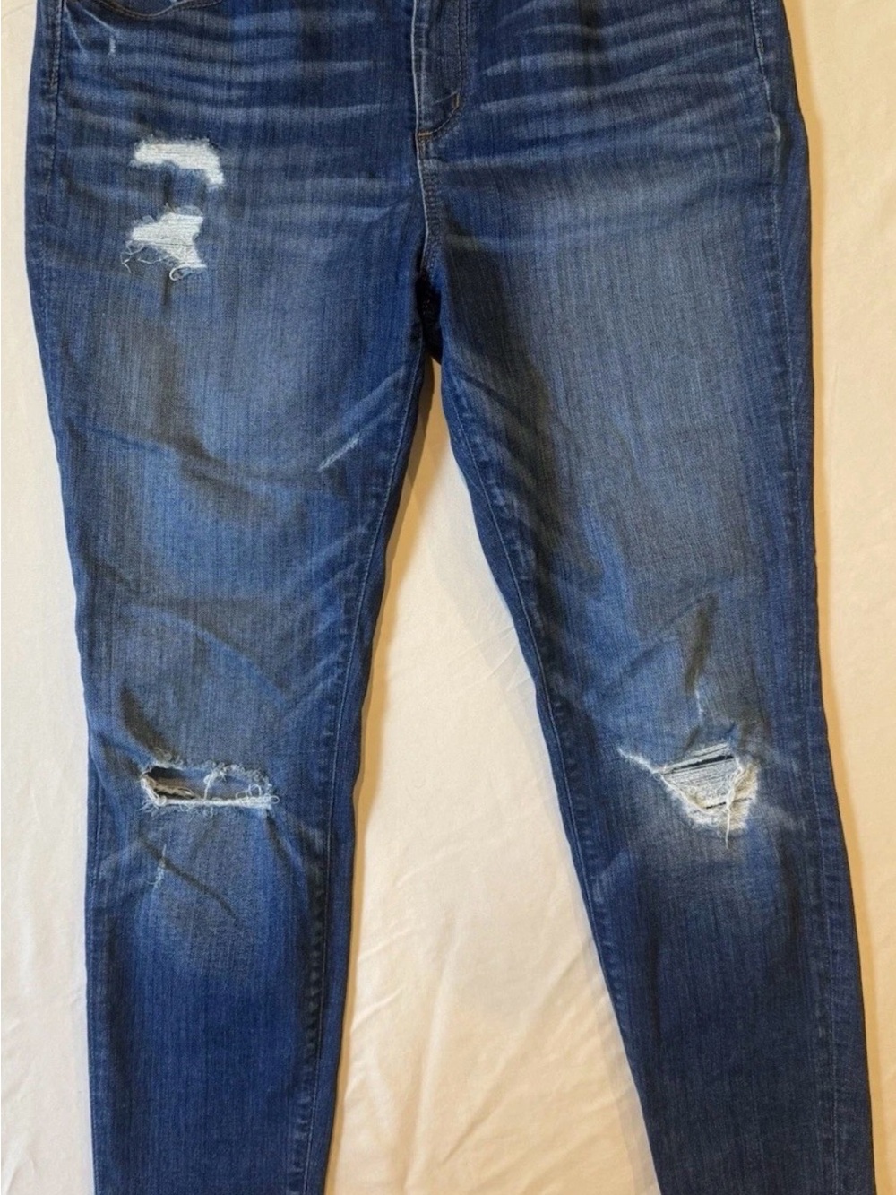 LOFT Distressed Ankle Cropped Jeans in Dark Blue
